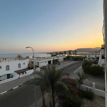 Sea View Cliff Top Apartment